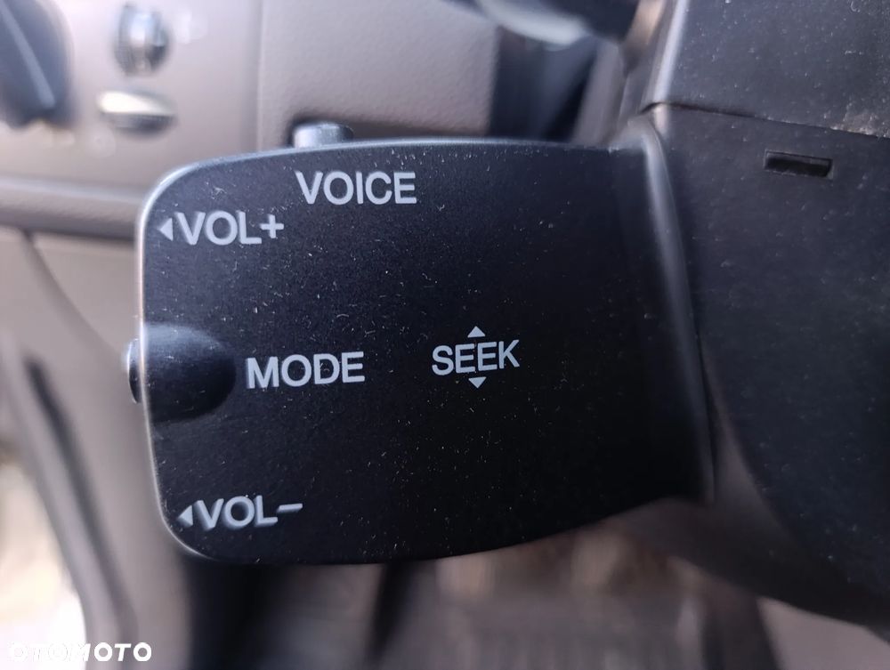 Ford C-MAX 1.8 Titanium - 24
