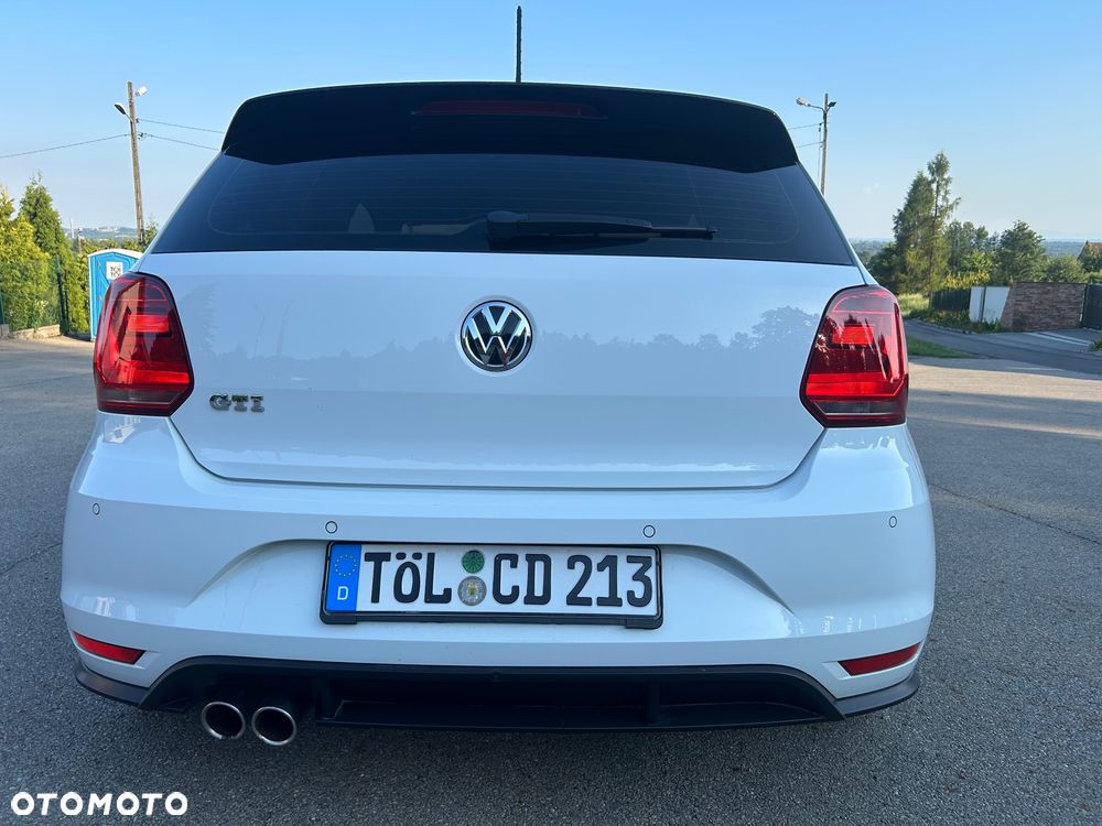Volkswagen Polo - 6