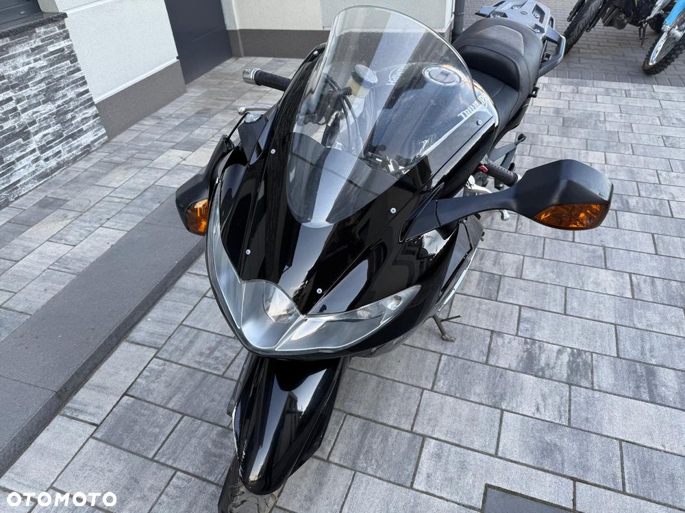 Triumph Sprint - 3