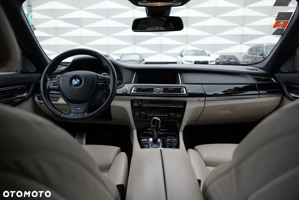 BMW Seria 7 750Ld xDrive Blue Performance Edition Exclusive - 21