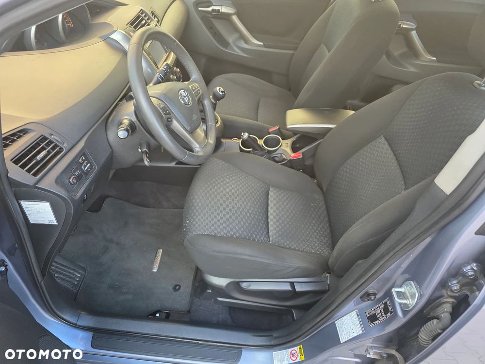 Toyota Verso 1.6 5-Sitzer Comfort - 18