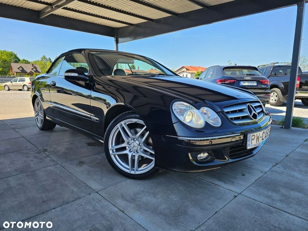 Mercedes-Benz CLK - 11