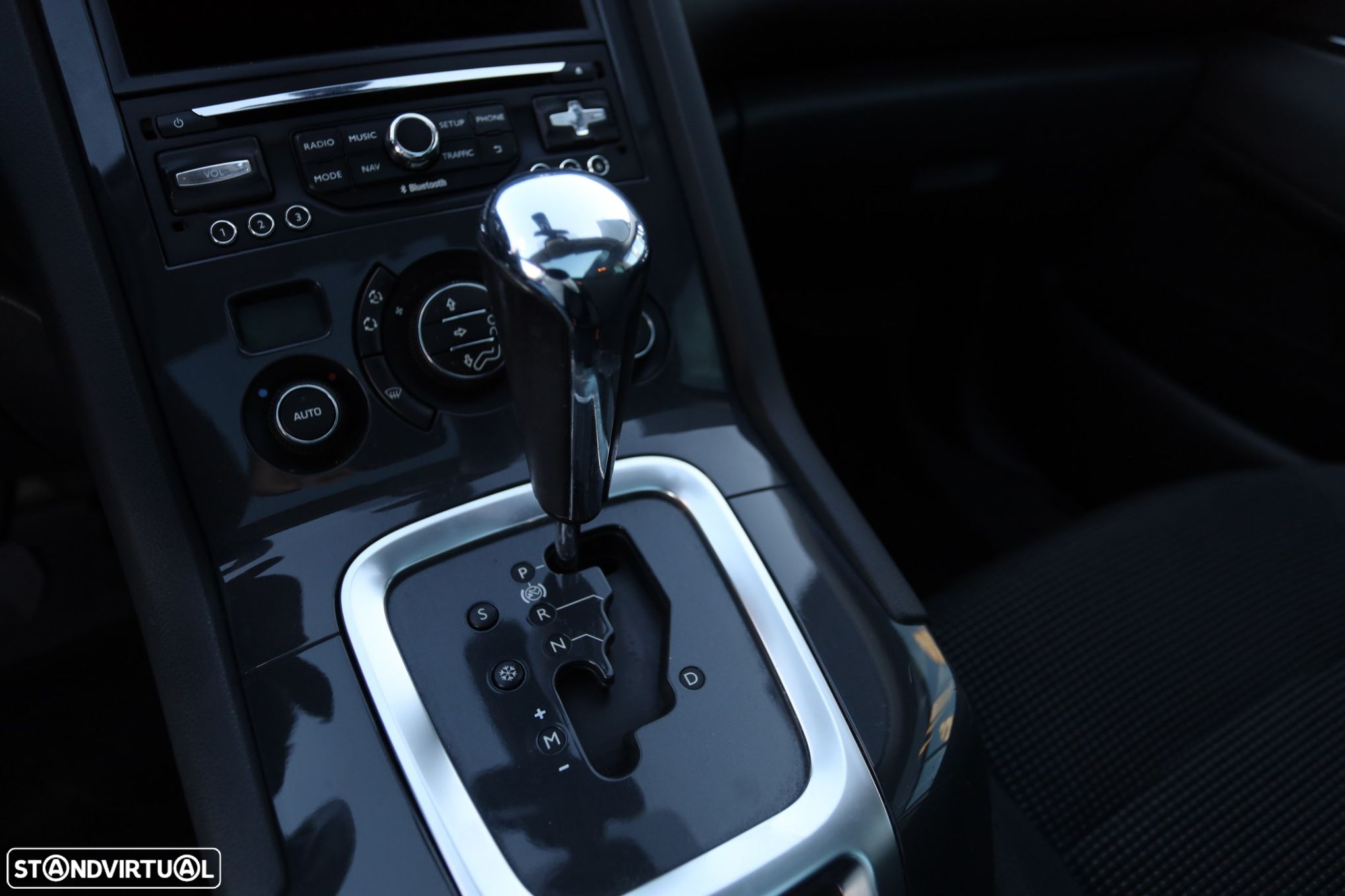 Peugeot 5008 1.6 BlueHDi Allure EAT6 J17 - 10