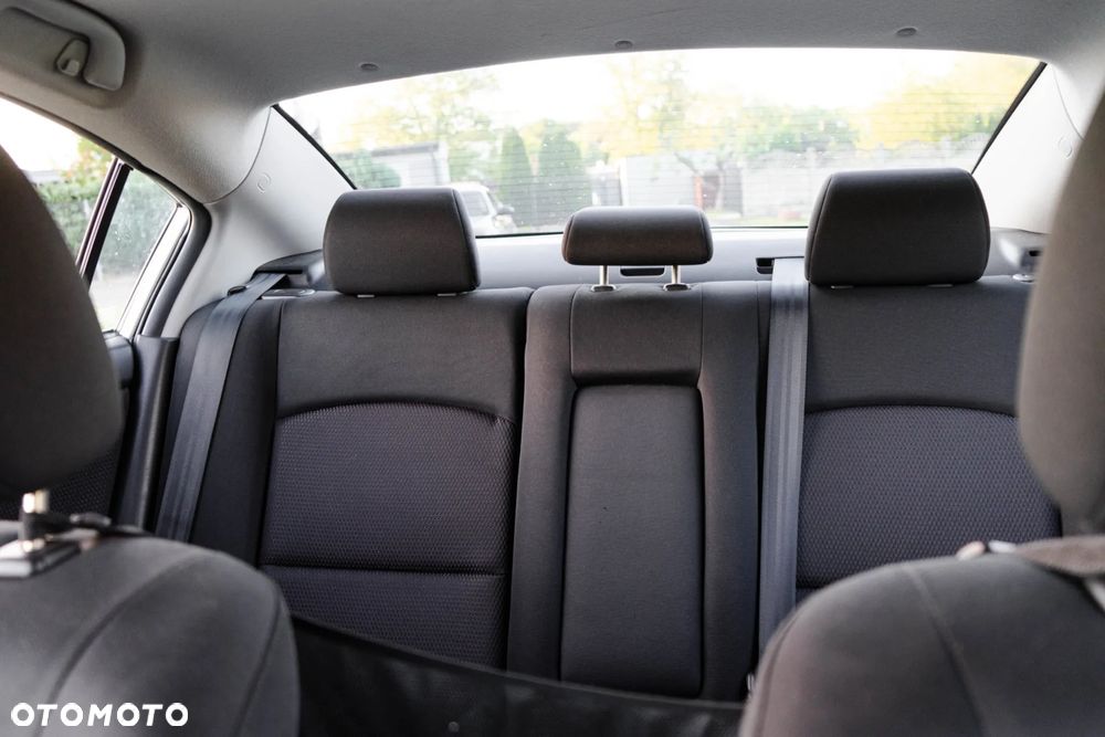 Mazda 3 1.6 Active - 10