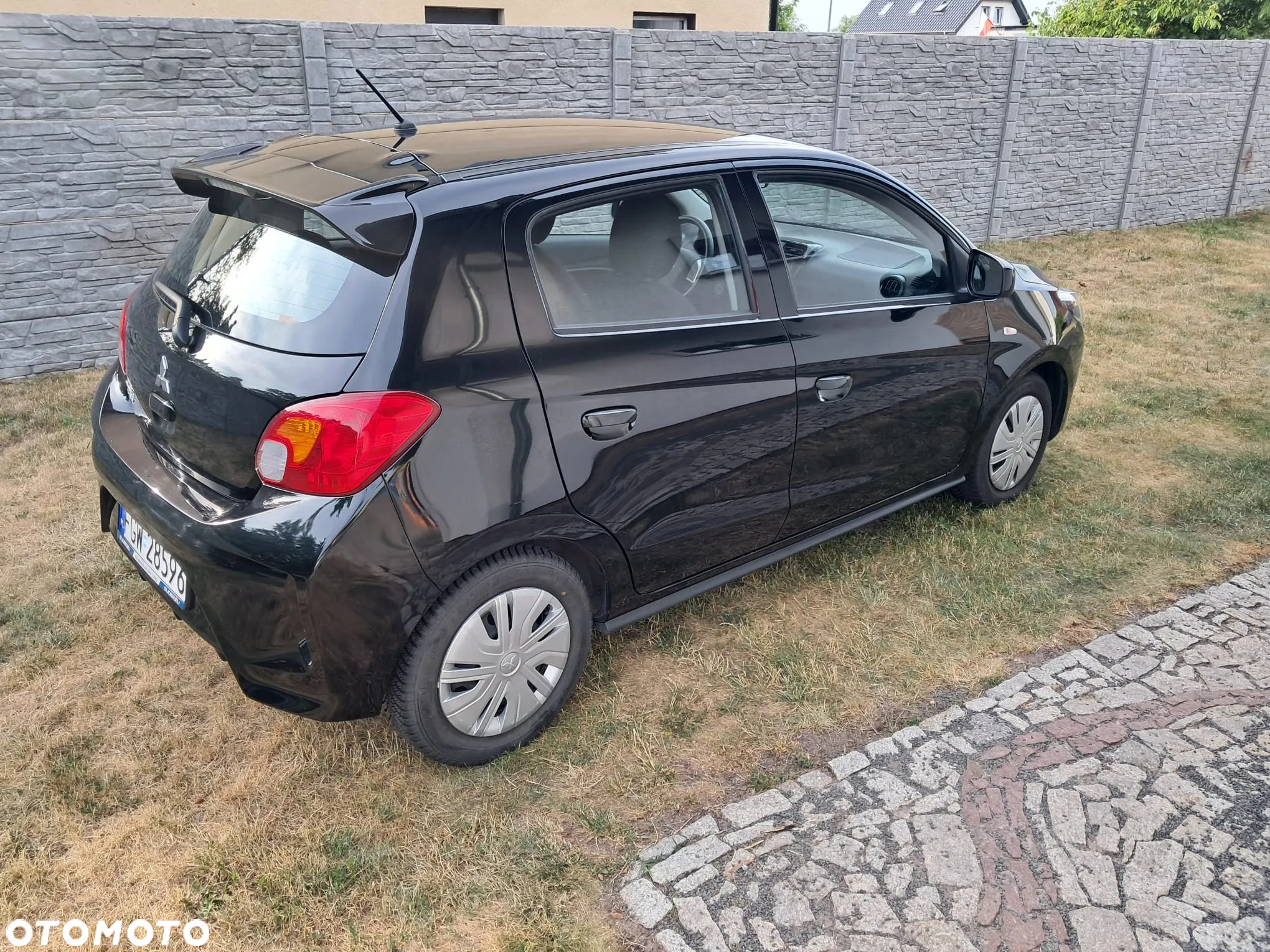 Mitsubishi Space Star 1.2 - 10