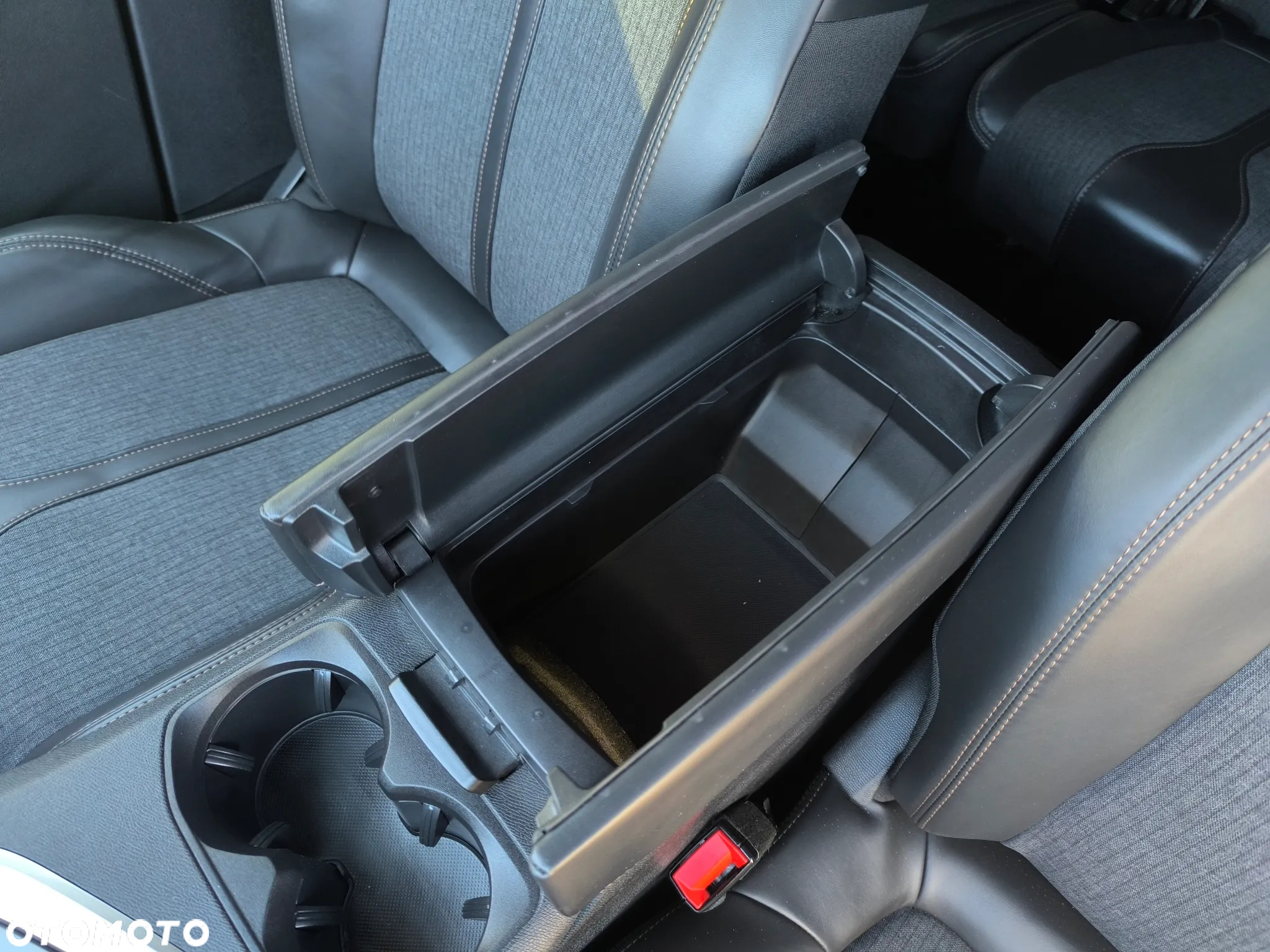 Peugeot 5008 - 37