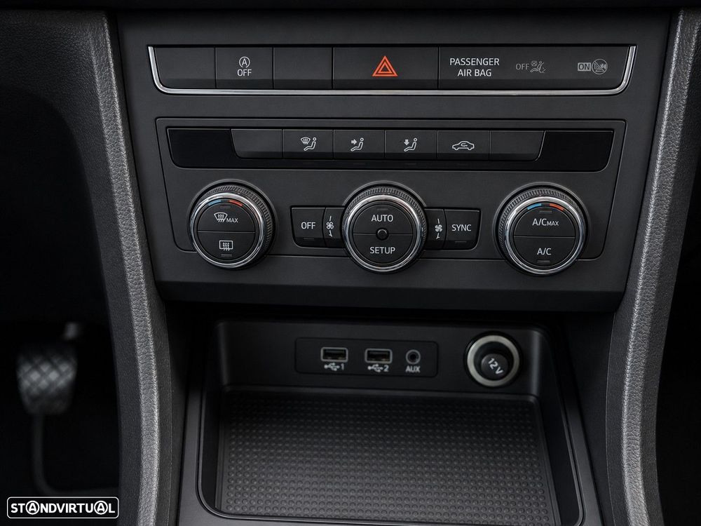 SEAT Ateca 1.6 TDI ECOMOTIVE Reference - 27