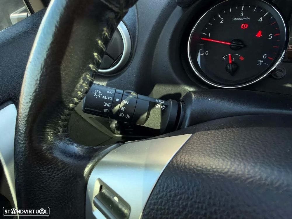 Nissan Qashqai 1.5 dCi N-Connecta - 20