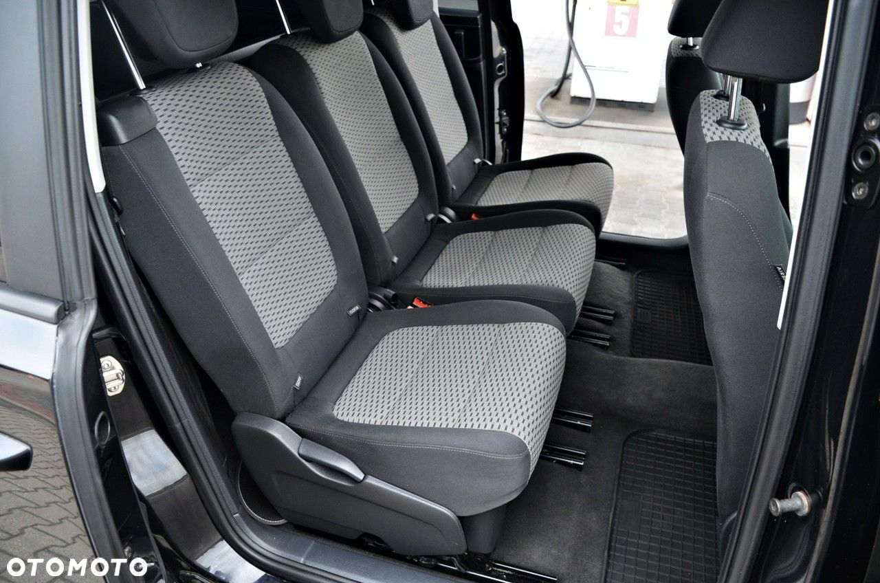 Volkswagen Sharan - 21