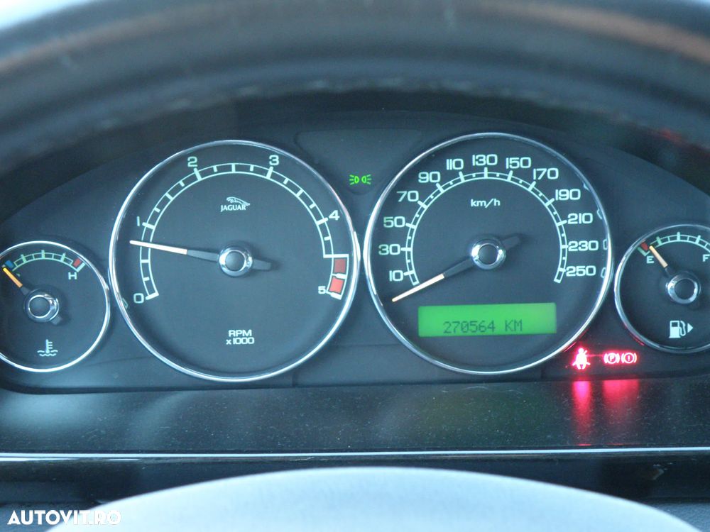 Jaguar X-Type Estate 2.2 Diesel Aut. Executive - 9