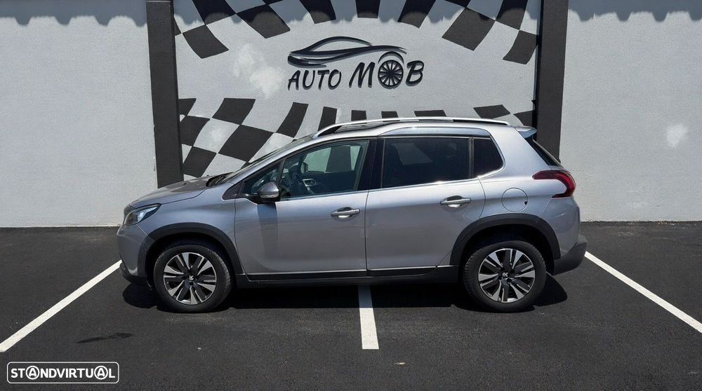 Peugeot 2008 1.2 PureTech Allure EAT6 - 9