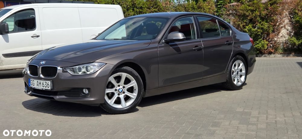 BMW Seria 3 316d EU6 - 6