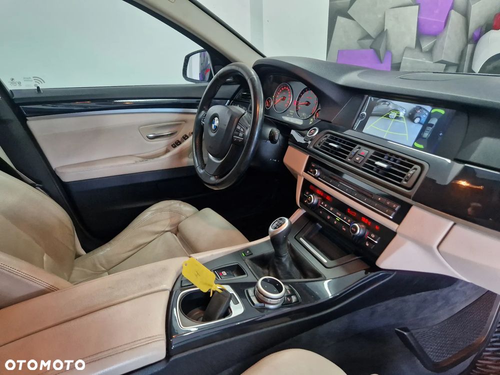 BMW Seria 5 - 12