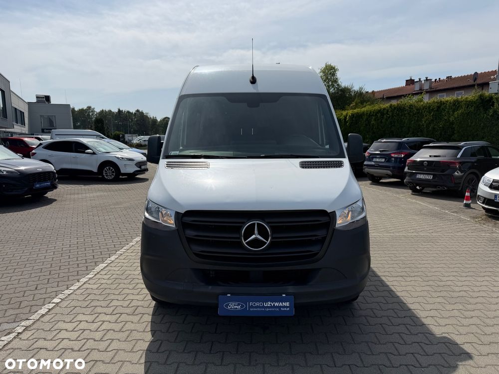 Mercedes-Benz Sprinter - 5