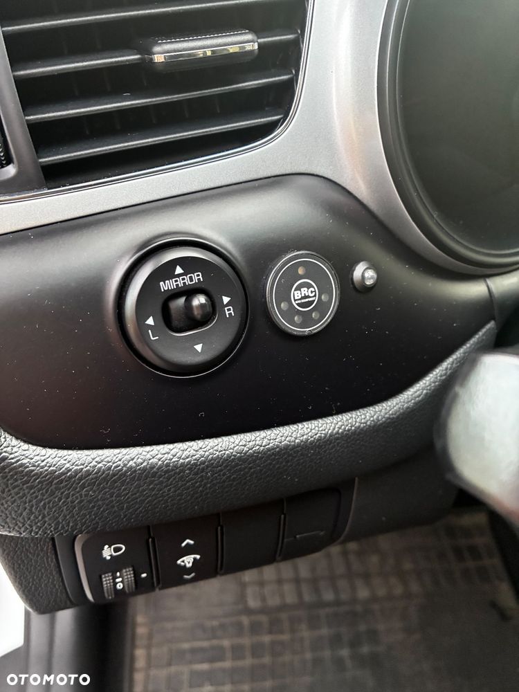 Kia Ceed - 19