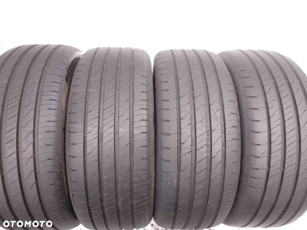 Goodyear EfficientGrip Performance 2 215/50 R17 91W 2025 8mm - 1