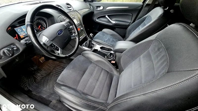 Ford Mondeo 2.0 FF Platinium X Plus (Titanium) - 16