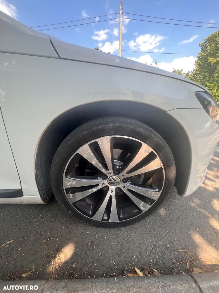Volkswagen Scirocco ver-2-0-tdi-dpf-dsg - 2