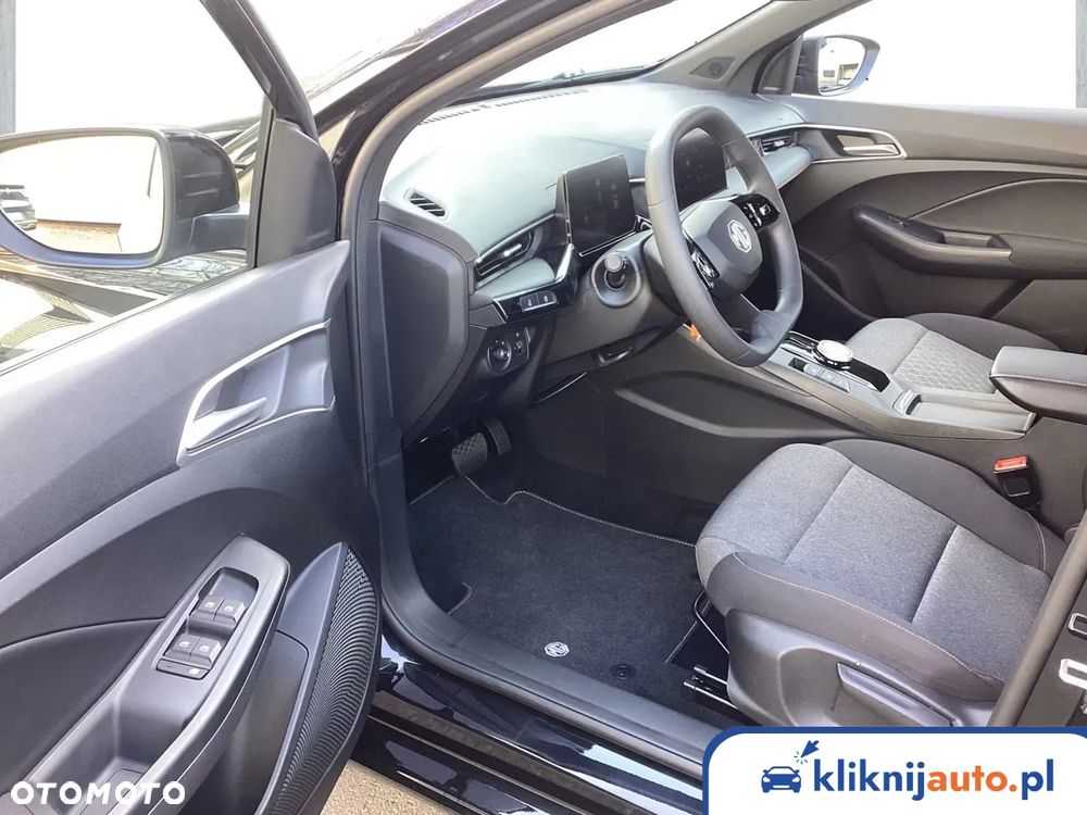 MG MG3 1.5 HEV+ Standard - 8
