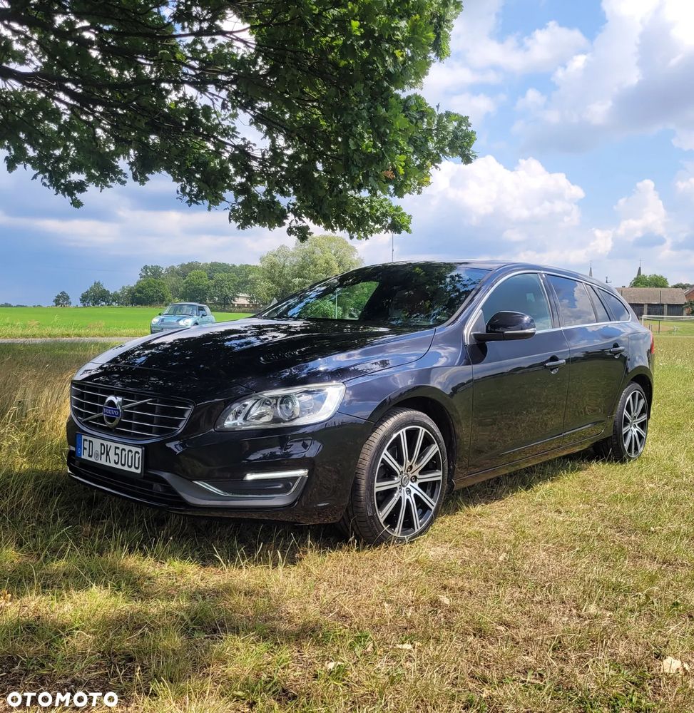 Volvo V60 D4 Geartronic Summum - 15