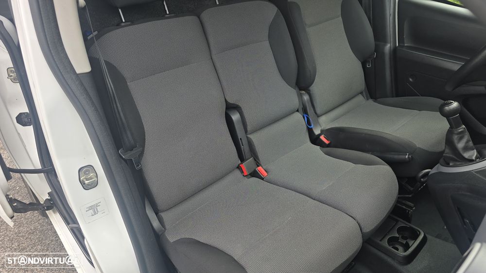 Peugeot Partner L2H1 1. 6Hdi - 18