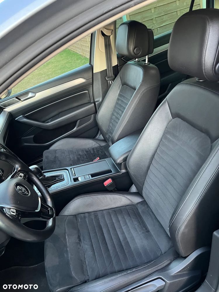 Volkswagen Passat 2.0 TDI SCR Highline DSG - 9