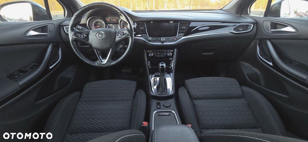 Opel Astra 1.6 D Start/Stop Automatik Innovation - 4