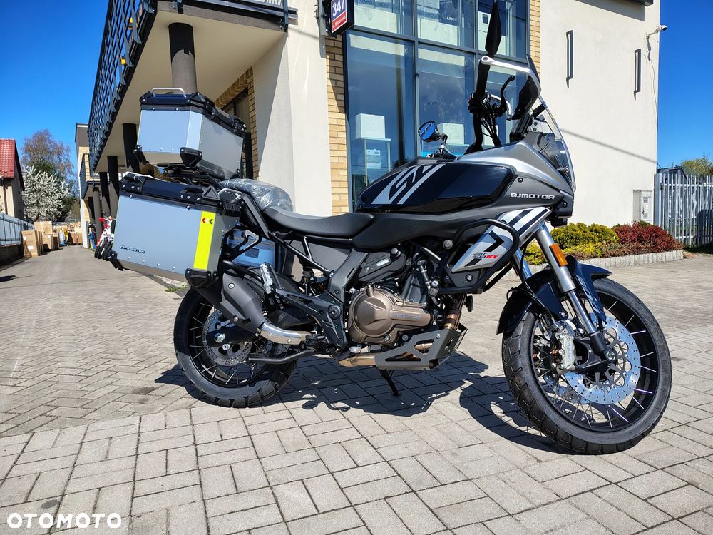 QJMOTOR SRT 600SX - 2