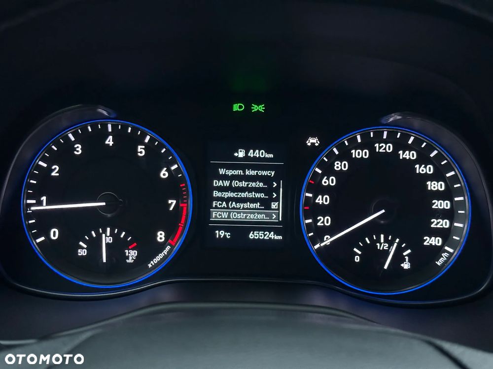 Hyundai Kona - 33
