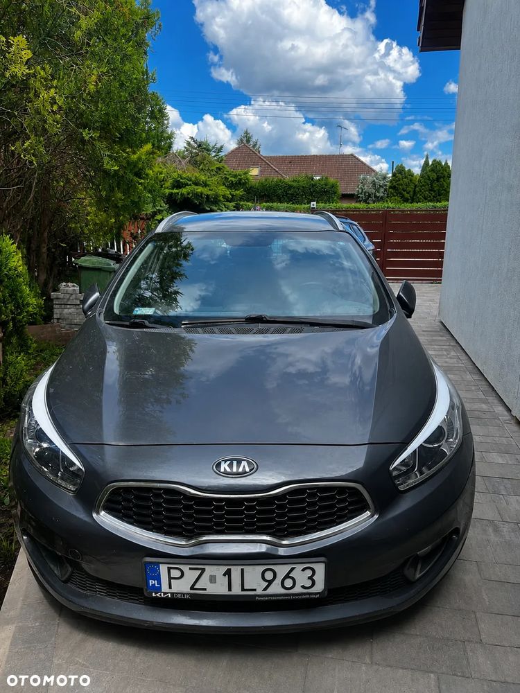 Kia Ceed - 1
