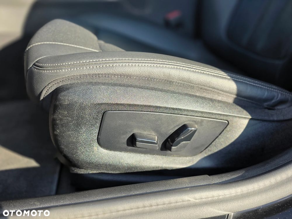 BMW Seria 5 520i GPF M Sport sport - 25