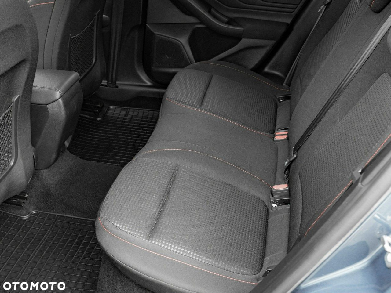 Ford Focus 1.0 EcoBoost ST-Line - 25