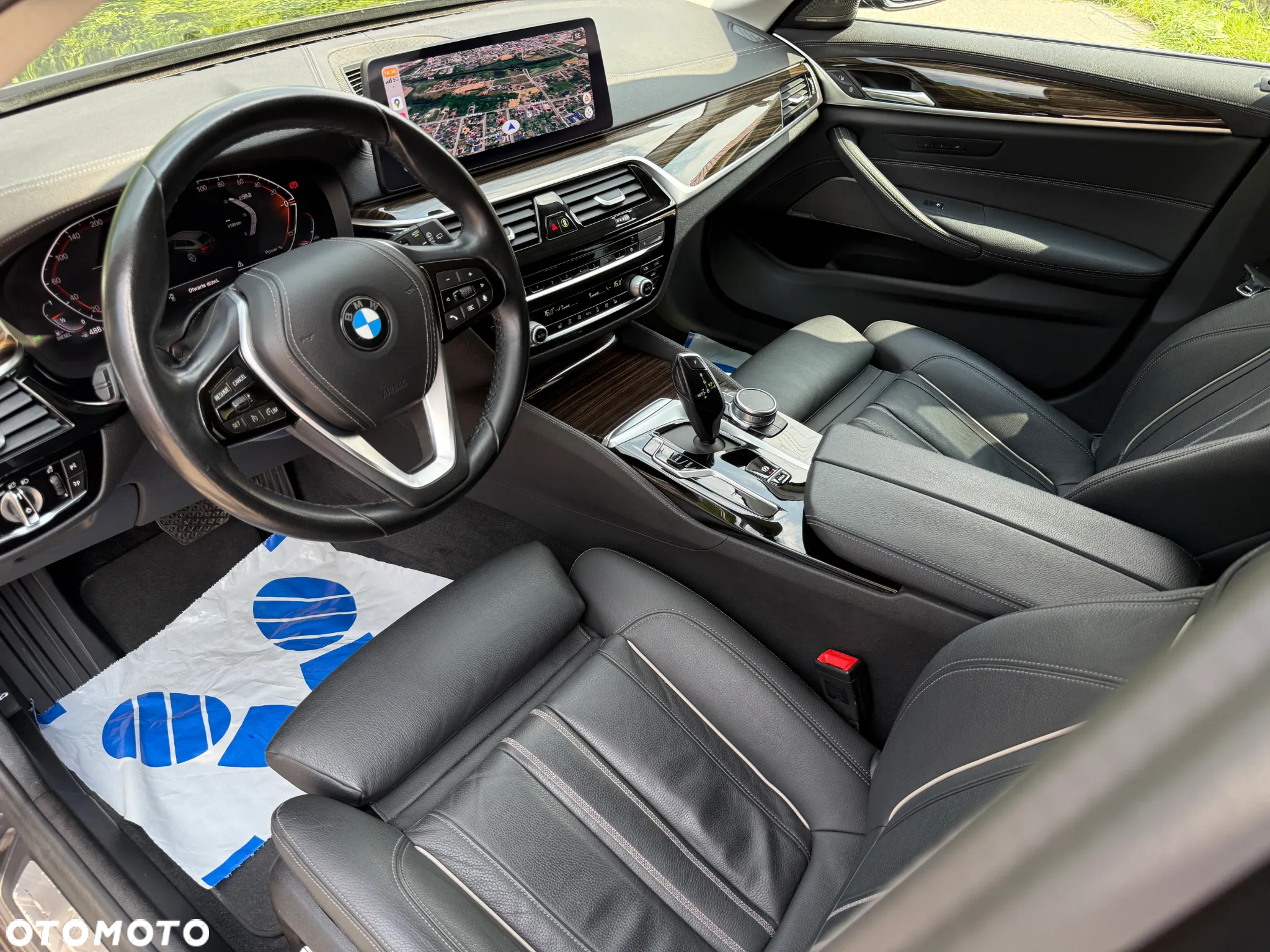 BMW Seria 5 530d xDrive Luxury Line - 9