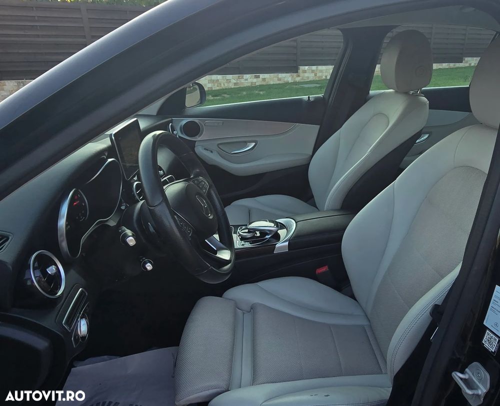 Mercedes-Benz C 220 (BlueTEC) d 7G-TRONIC AMG Line - 29