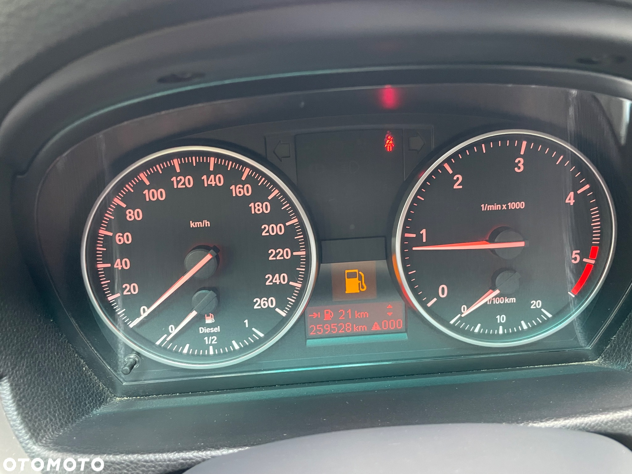 BMW Seria 3 320d DPF Touring - 20