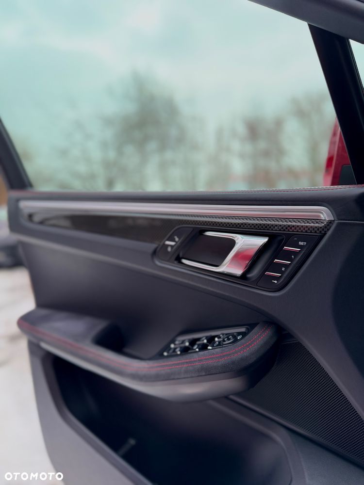 Porsche Macan GTS - 23