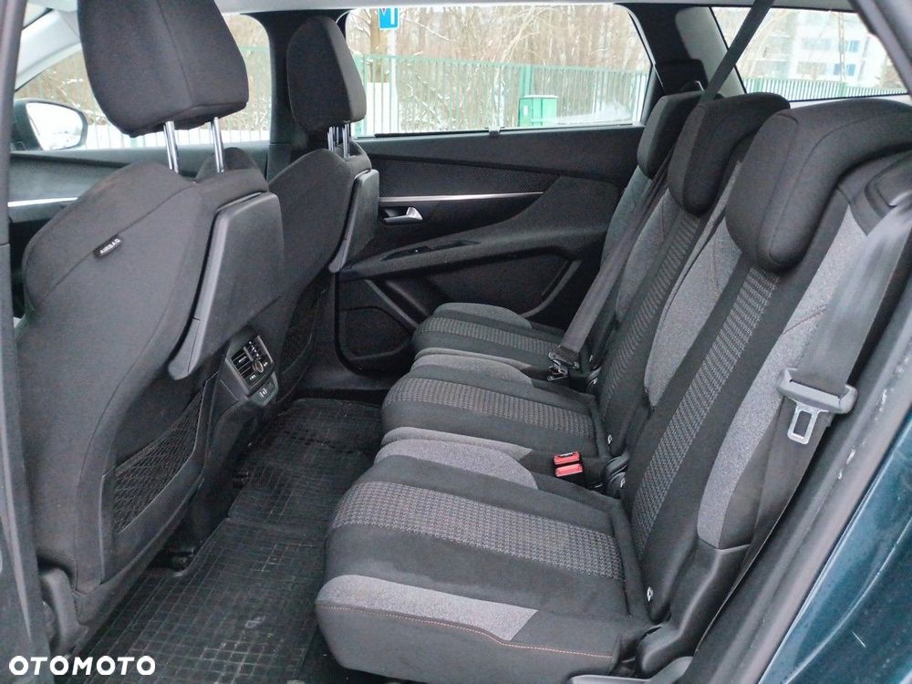 Peugeot 5008 1.2 PureTech Active Pack S&S EAT8 - 11