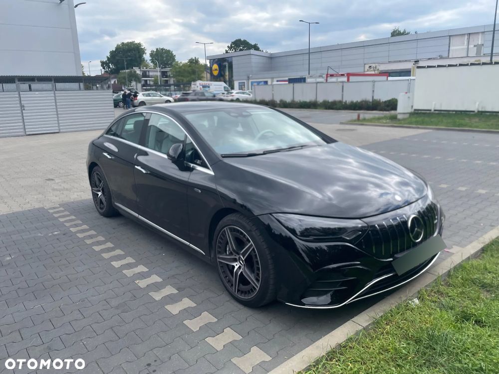 Mercedes-Benz EQE - 1