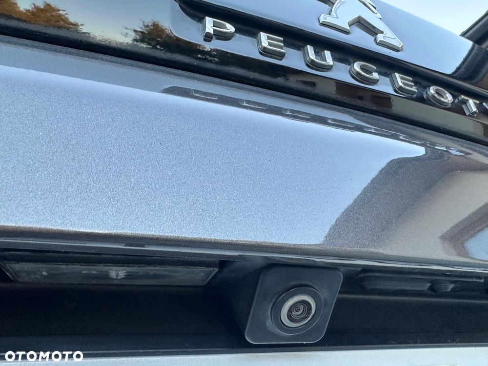 Peugeot 3008 1.2 PureTech Allure Pack S&S EAT8 - 16