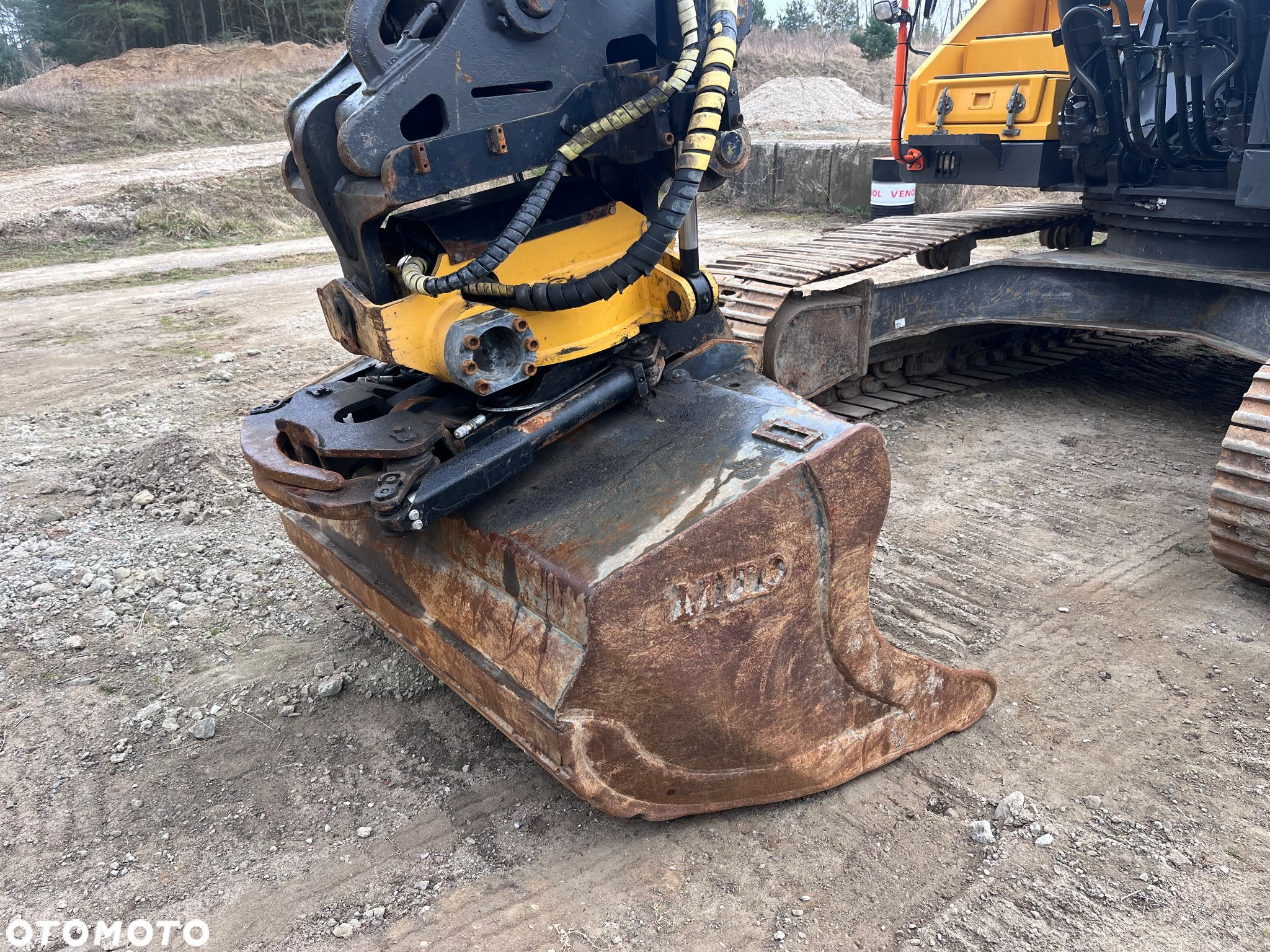 Volvo EC250EL - 10