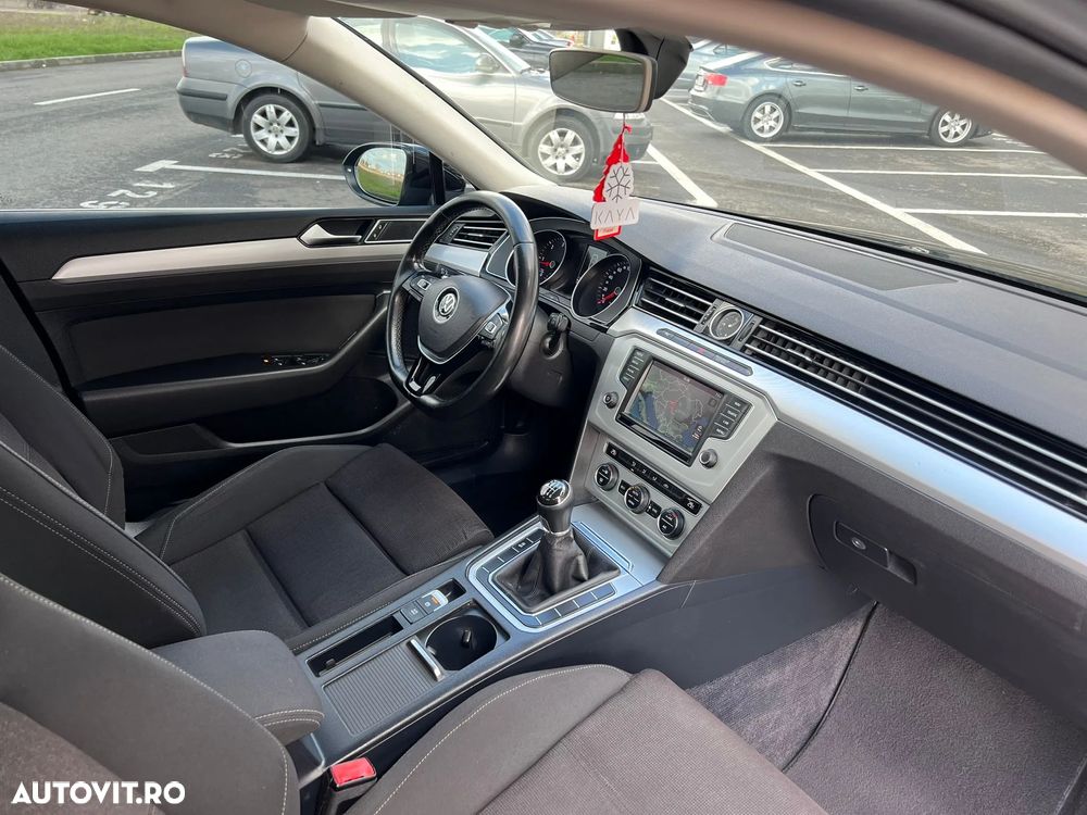 Volkswagen Passat - 7