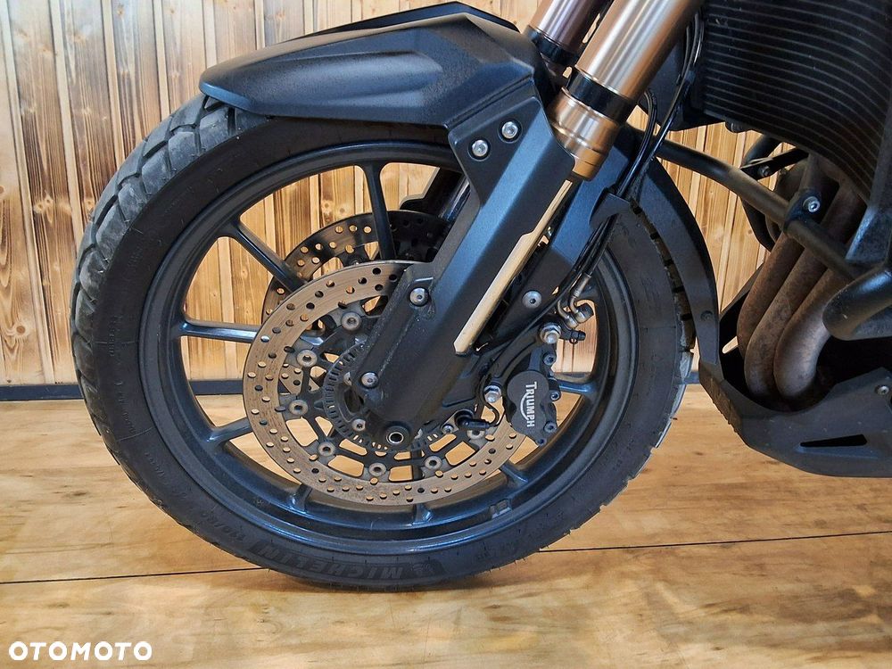 Triumph Tiger - 15