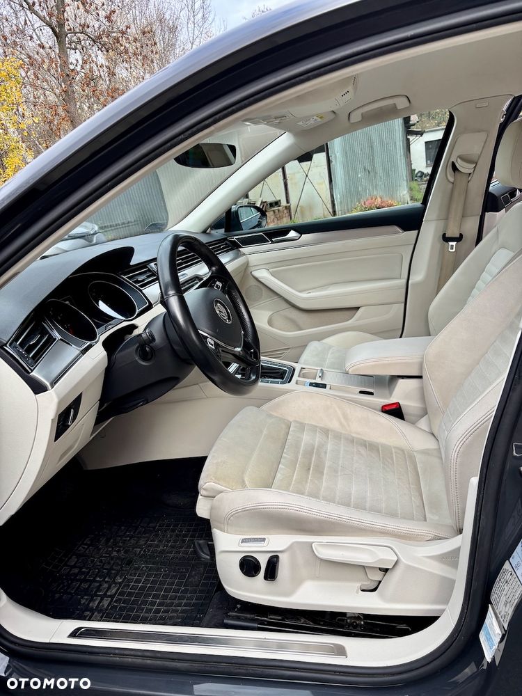 Volkswagen Passat 1.8 TSI BMT Highline DSG - 18