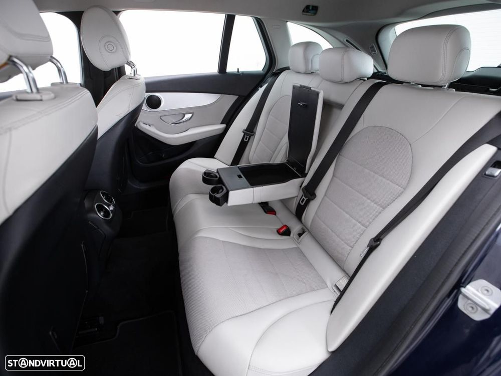 Mercedes-Benz C 220 - 10