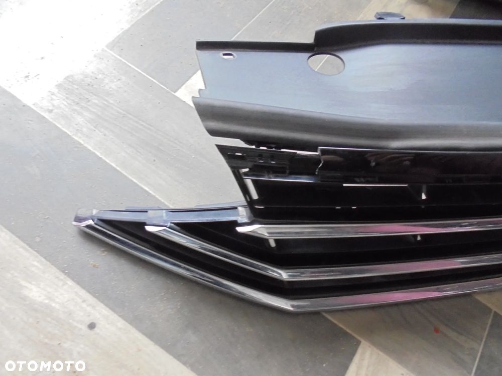 VOLKSWAGEN PASSAT B8 LIFT GRILL - 4