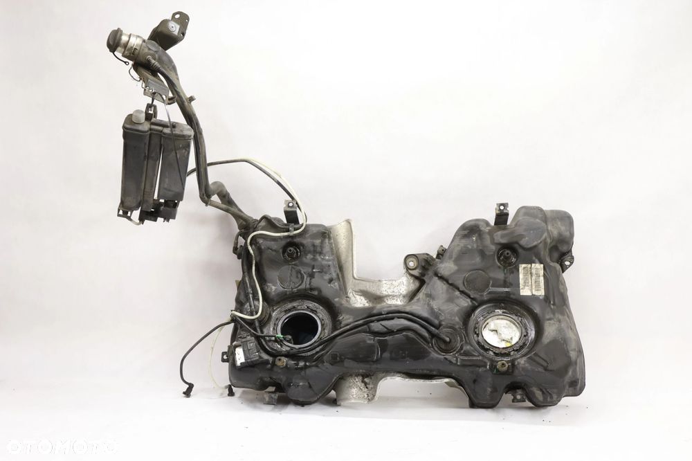 Audi A3 S3 zbiornik paliwa 5Q0201022KA 2.0TSI