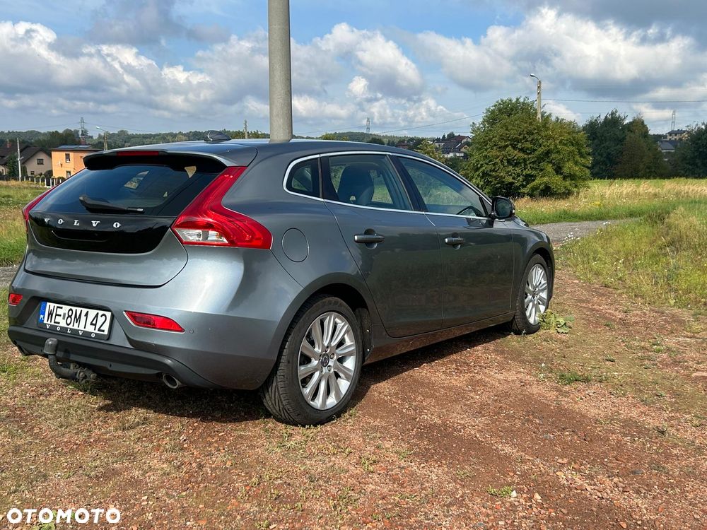 Volvo V40 D4 Drive-E Momentum - 3