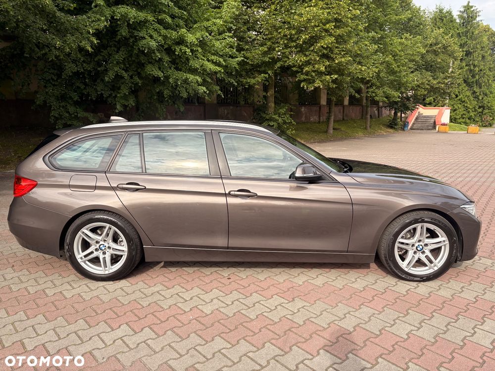 BMW Seria 3 320d - 6