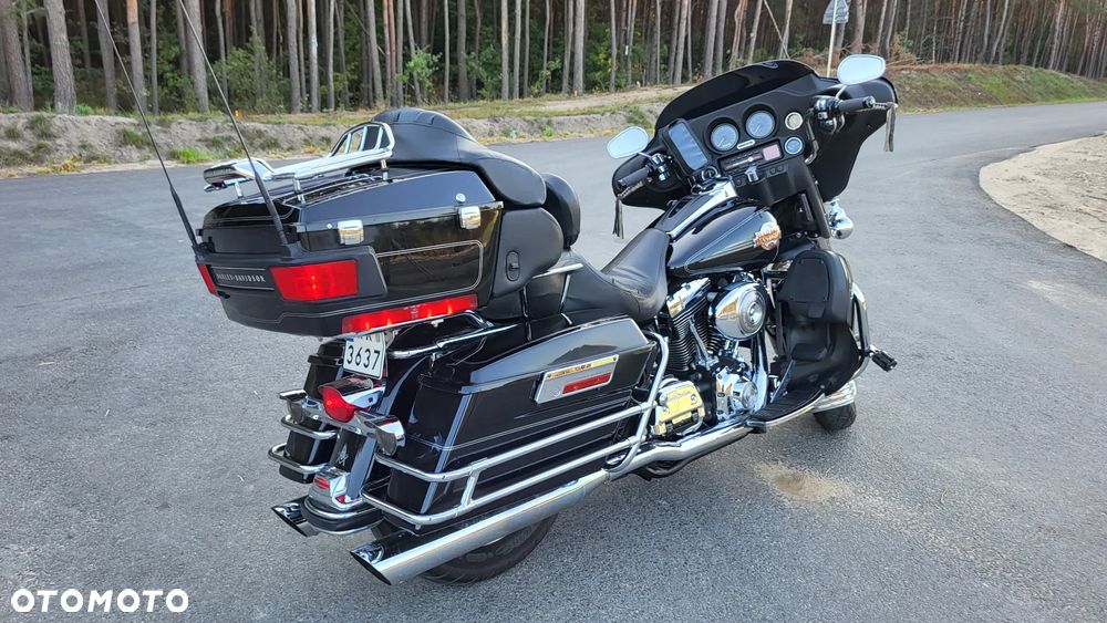 Harley-Davidson FLHTCU Ultra - 5