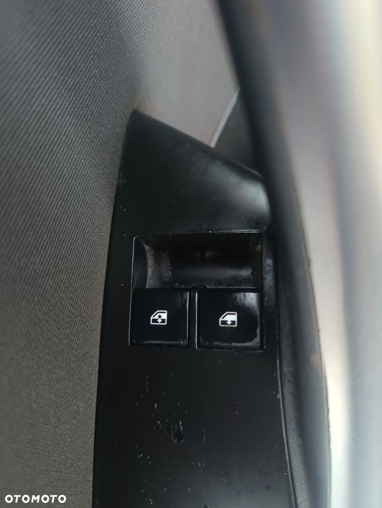 Opel Astra 1.4 Turbo - 27